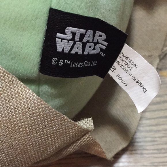 Yoda Mandelorian The Child plush NWOT - Picture 7 of 7